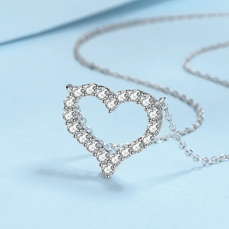 NeeTim D Color Moissanite Necklace Heart Pendant 925 Sterling Silver White Gold Plated Chain Fine Neck Chain for Women Wholesale