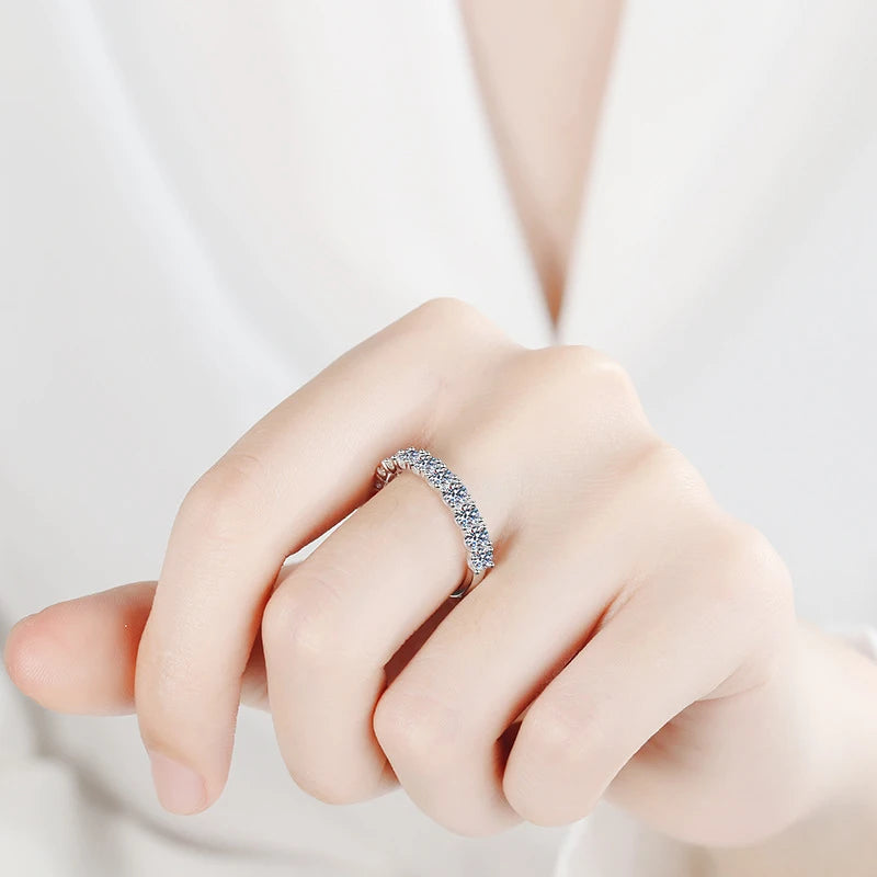 NeeTim 2.5mm 3mm Full Moissanite Rings for Woman Wedding Jewelry 925 Sterling Silver Diamond Rings Engagement Promise Band Gifts