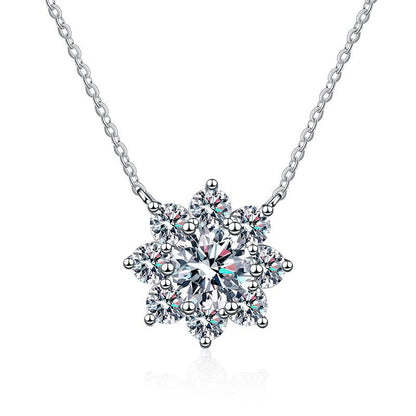 NeeTim 1CT Moissanite Diamond Necklace For Woman Pendant 925 Silver Plated with White Gold Chains Party Bridal Fine Jewelry Gift