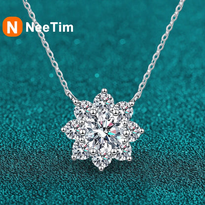 NeeTim 1CT Moissanite Diamond Necklace For Woman Pendant 925 Silver Plated with White Gold Chains Party Bridal Fine Jewelry Gift
