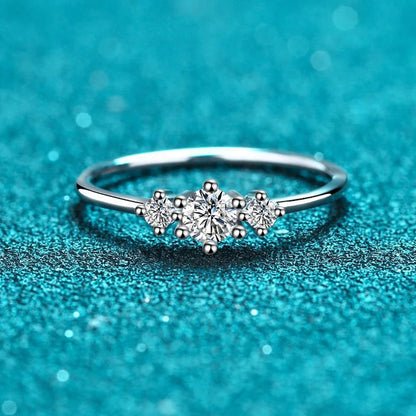 NeeTim Full D Color Moissanite Rings for Women 925 Sterling Silver Lab Diamond Wedding Engagement Ring Jewelry Band Gemstone