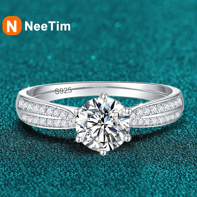 NeeTim 0.5ct 1ct Moissanite Engagement Ring Women Proposal Rings S925 Sterling Silver with White Gold Plated Wedding Band